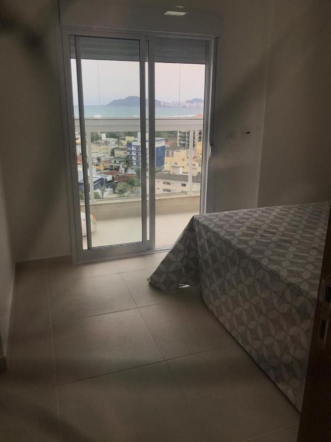 Apartamento Enseada グァルジャー エクステリア 写真