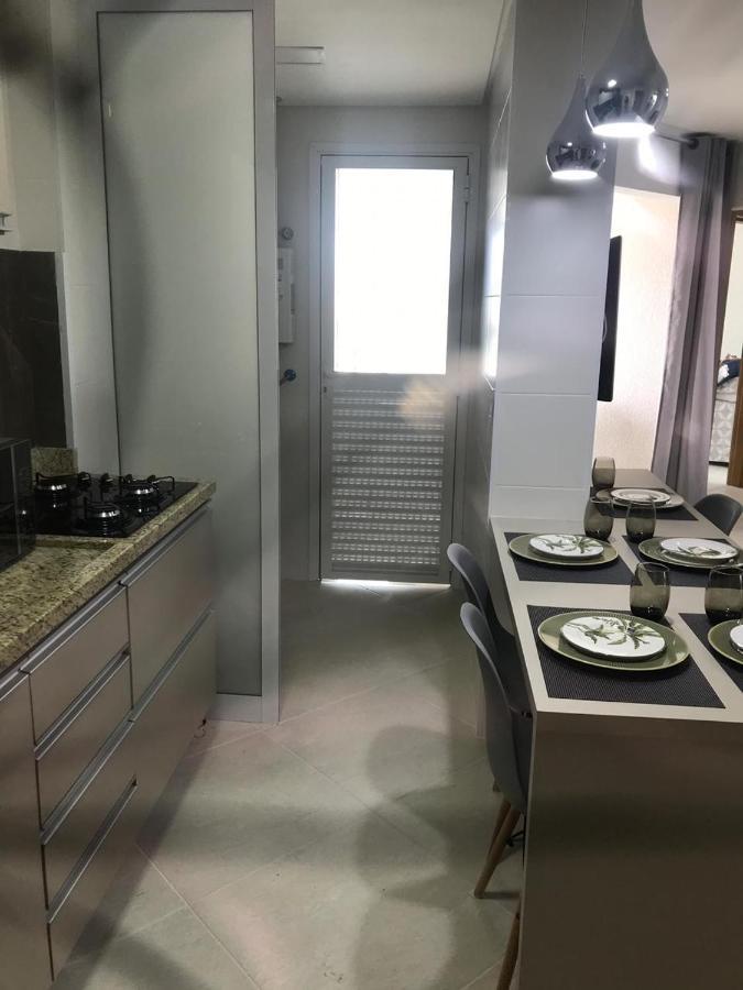 Apartamento Enseada グァルジャー エクステリア 写真